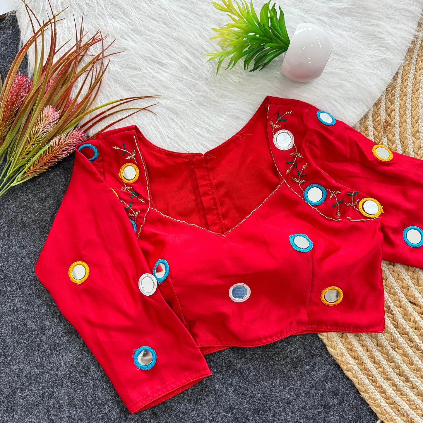 original mirror cover blouse with hand thread work and kardana - rpd fashion