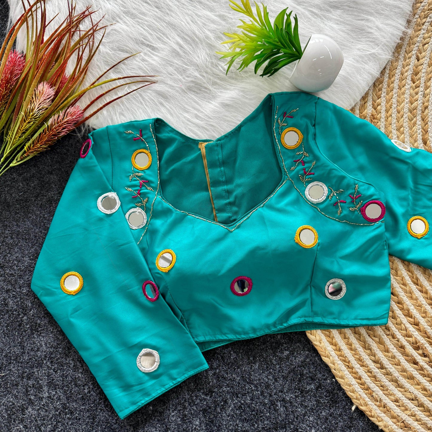original mirror cover blouse with hand thread work and kardana - rpd fashion