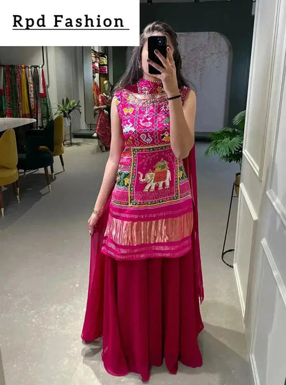 BEAUTIFUL GAJJI SILK PRINTE KURTI PLAZO - RPD Fashion