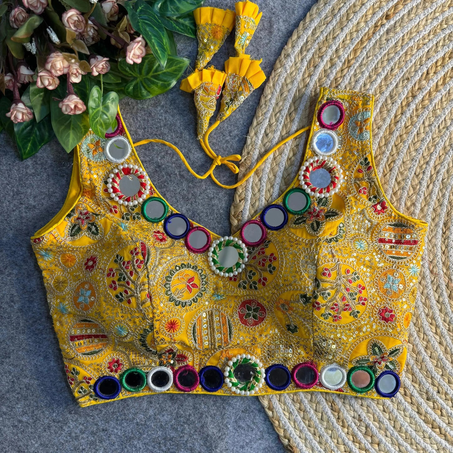 beautiful traditional blouse with heavy stitching and padded back open style - rpd fashion