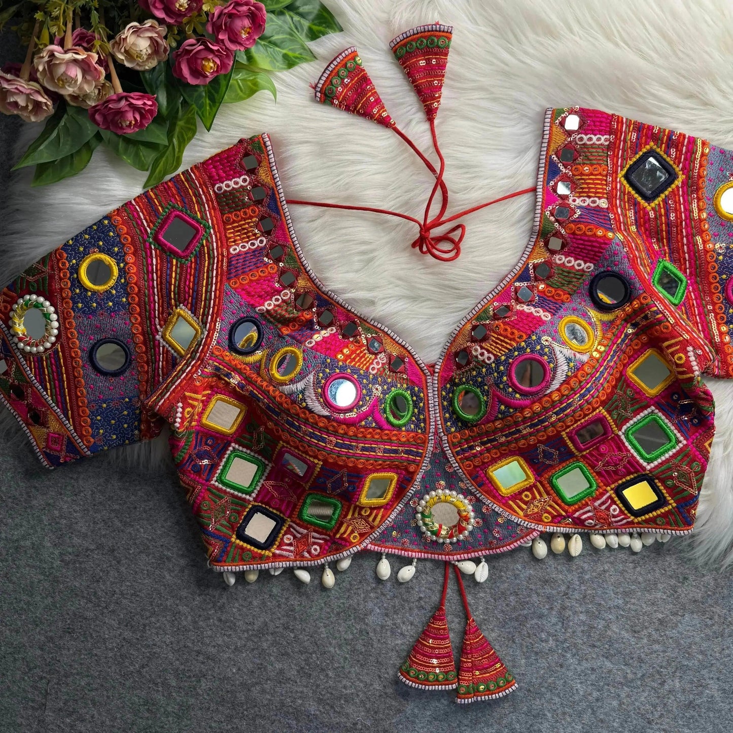 beautiful traditional blouse with heavy stitching and padded back open style - rpd fashion