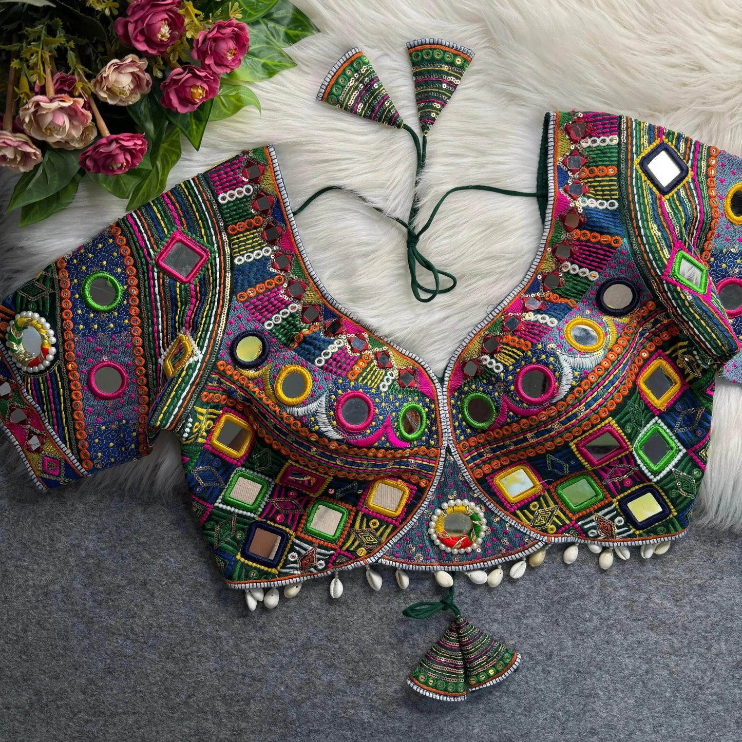 beautiful traditional blouse with heavy stitching and padded back open style - rpd fashion