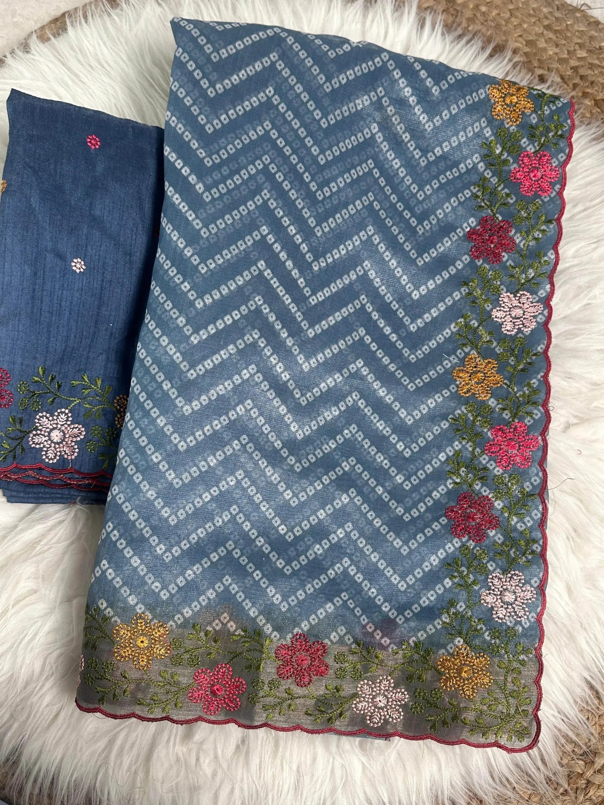 Embroidered Work Saree with Zari Border - Elegance Redefined - RPD Fashion