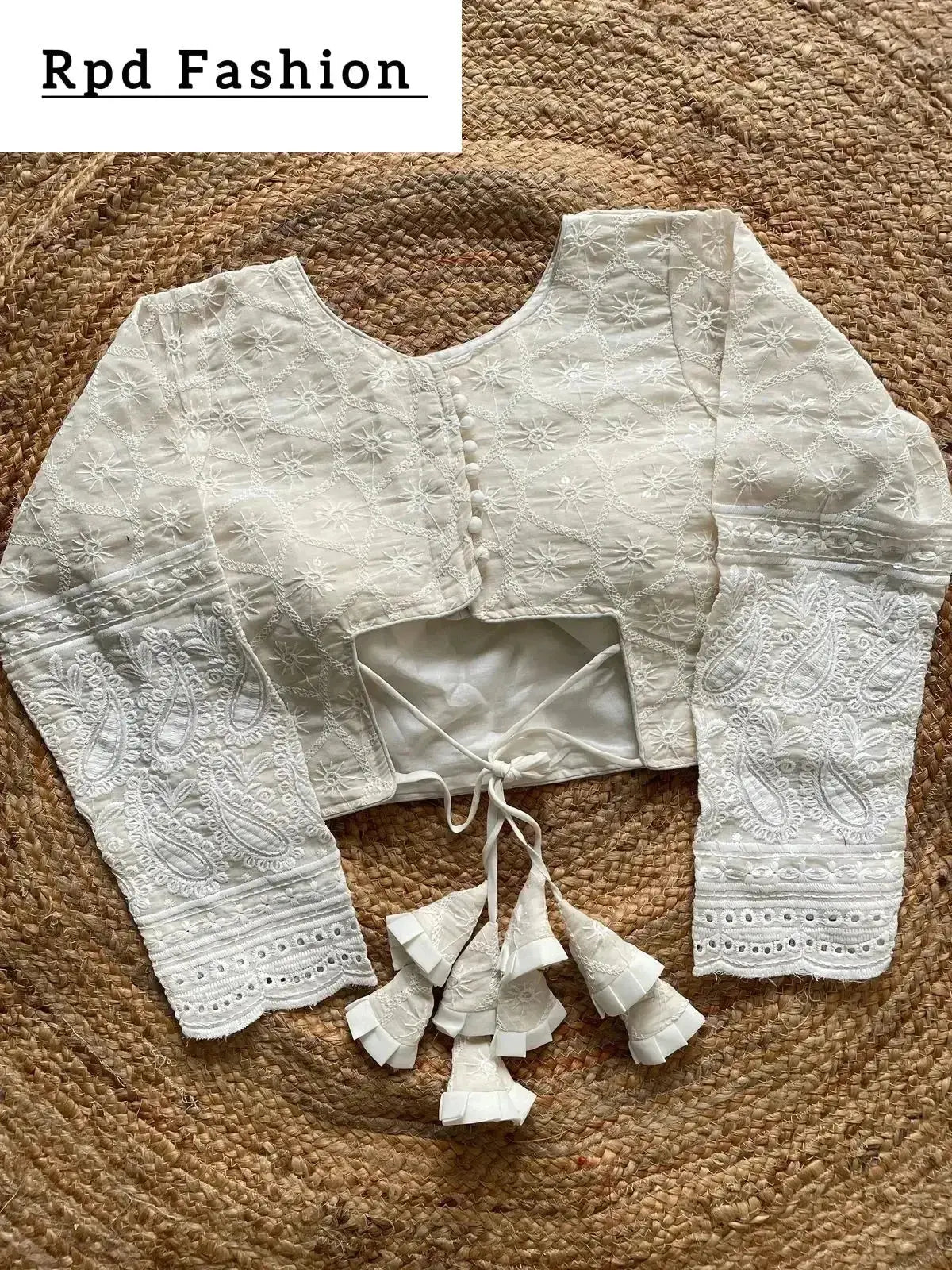 hakoba pompom blouse in off-white - rpd fashion