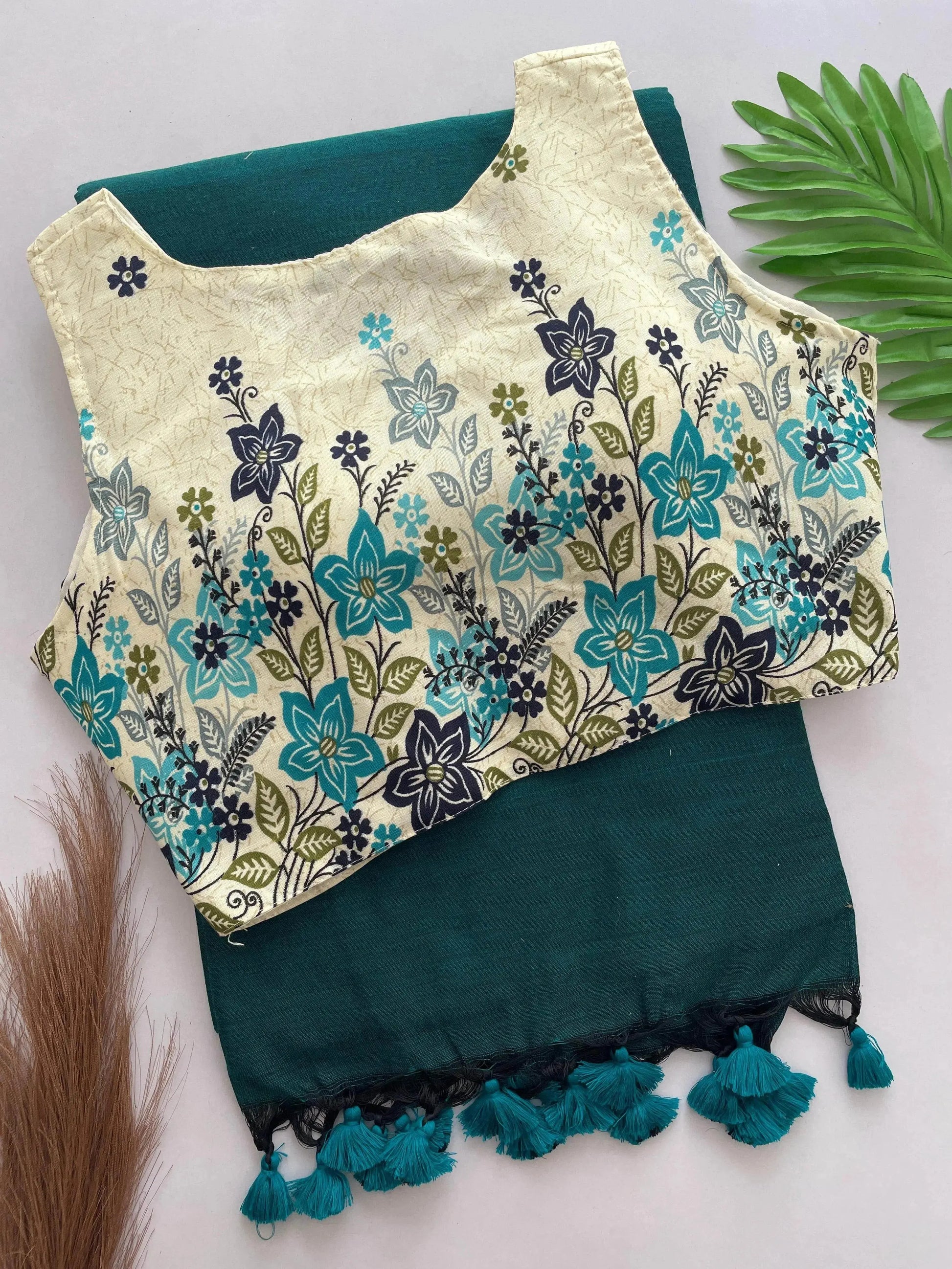 Heavy Cotton Khadi Saree With Cotton Print Blouse - RPD Fashion