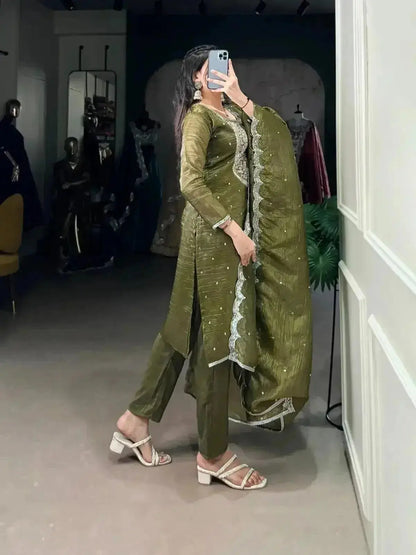 Namrata Gold Crush Green Kurti With Sequins and Thread Embroidery Work - RPD Fashion