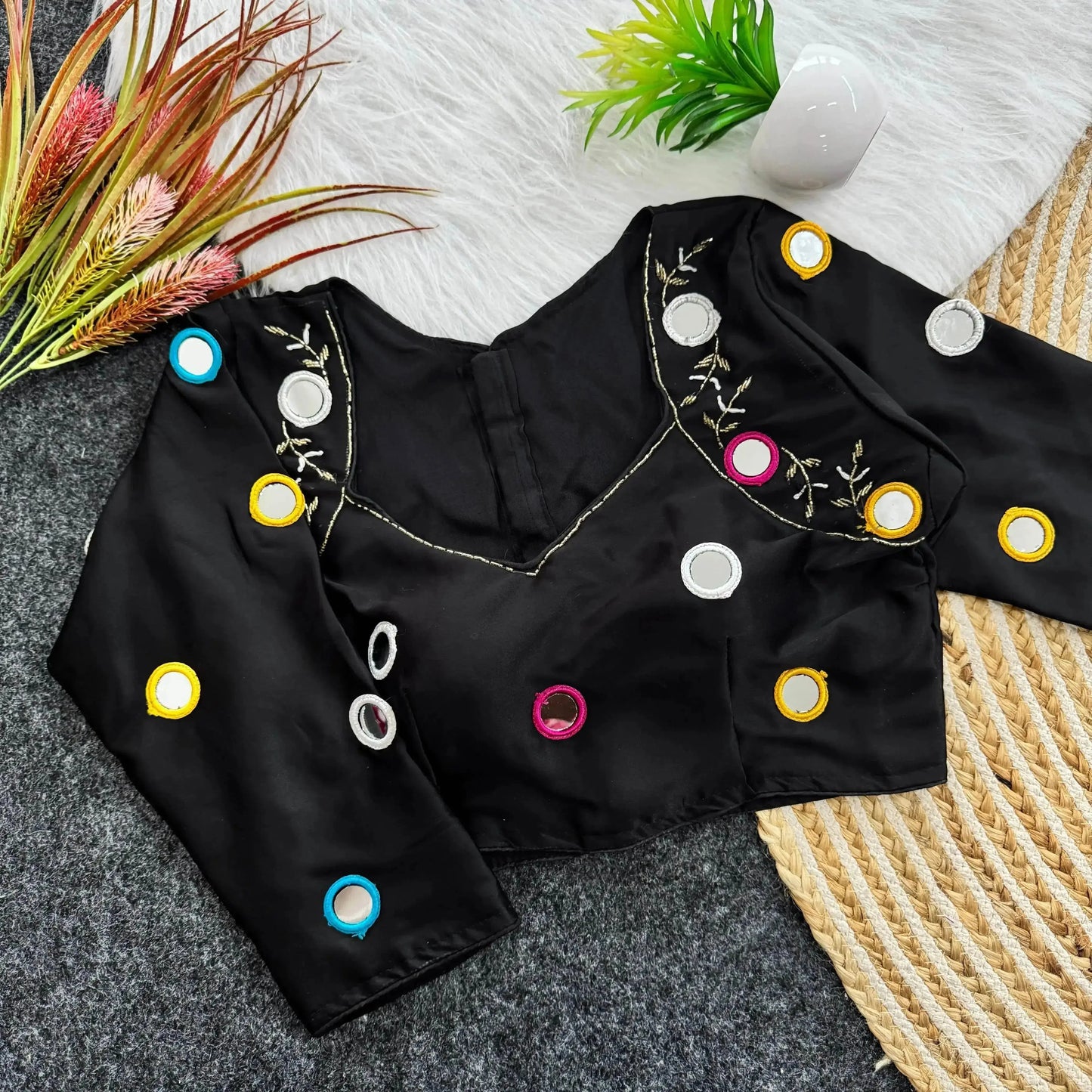 original mirror cover blouse with hand thread work and kardana - rpd fashion