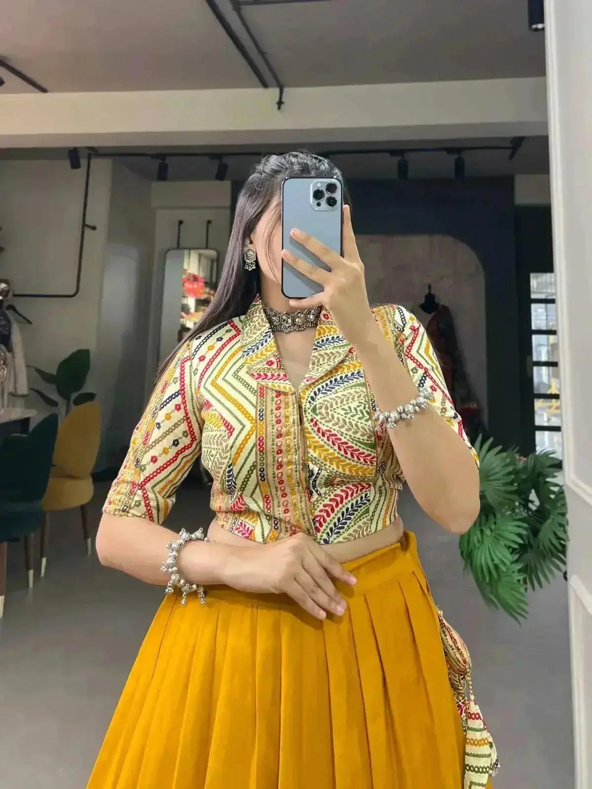 Step into a cotton co ord set and feel instantly put together, and you'll never have to sacrifice comfort for fashion again. - RPD Fashion