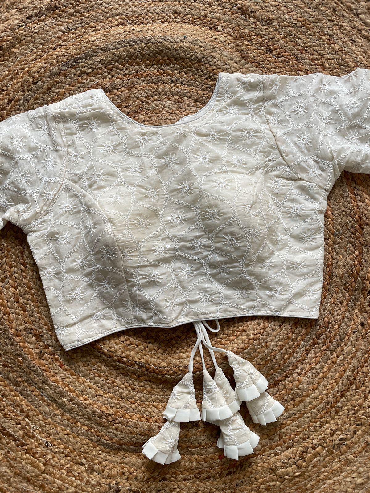 hakoba pompom  blouse