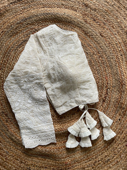 Hakoba Pompom  blouse