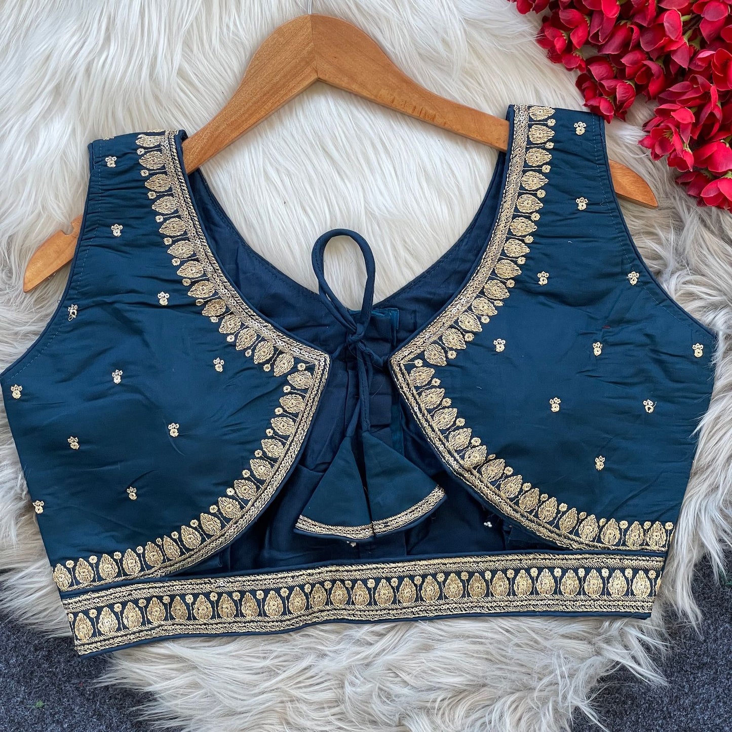 heavy embroidery blouse