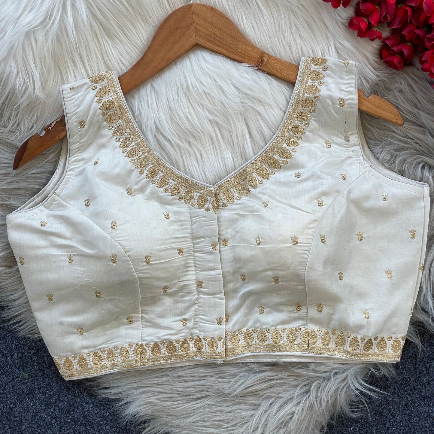 heavy embroidery blouse