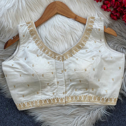 Heavy embroidery blouse