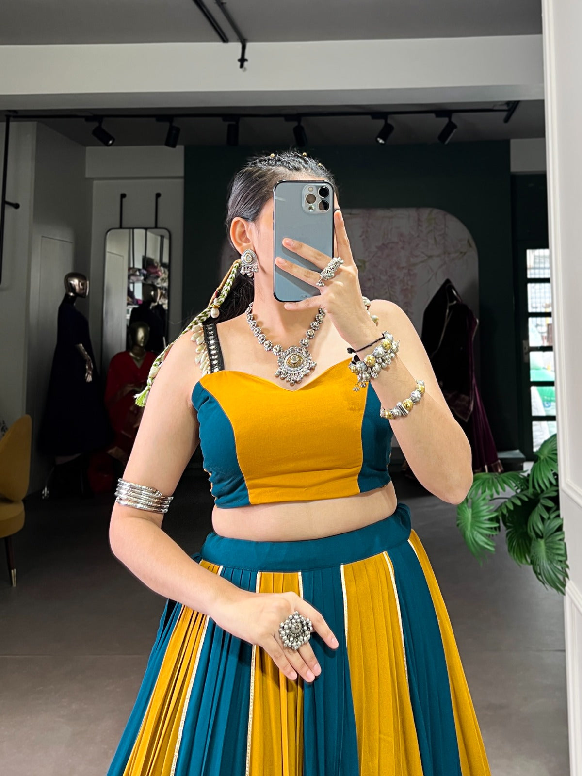 Navratri Outfit | Gamthi Work Lehenga With 8 Meter Flair Rpd Fashion